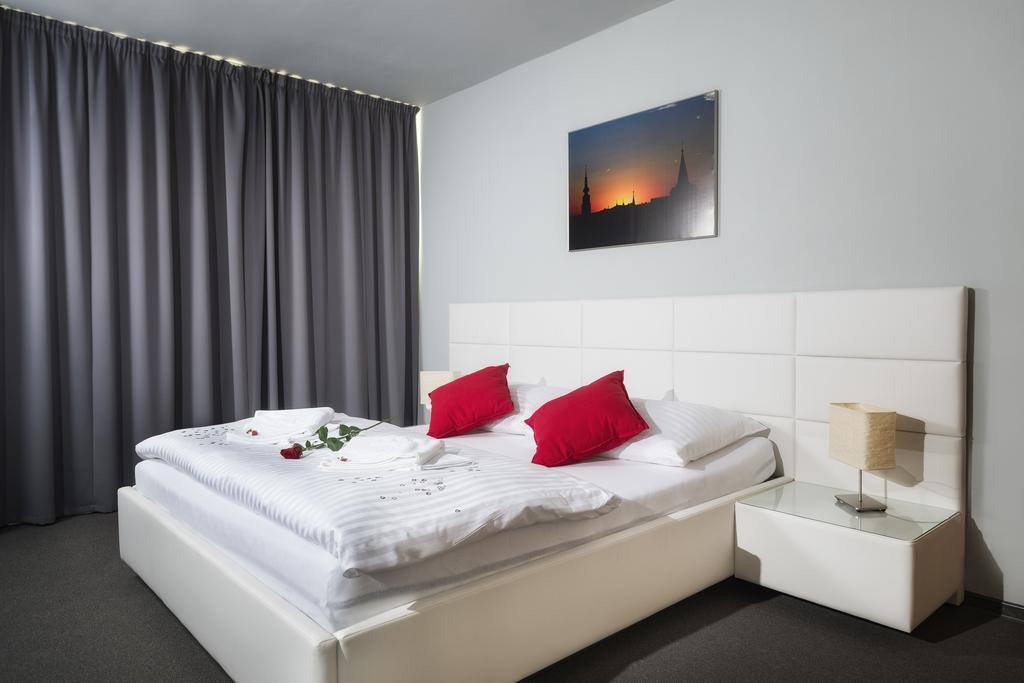 Hotel Atom Třebíč Quarto foto